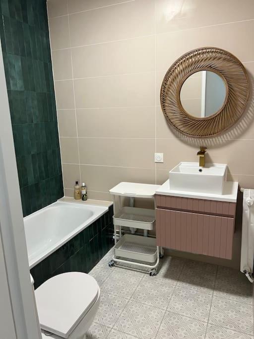 Luxe Studio Chic Aux Buttes-Aux-Cailles A 5Min Du Metro, Parking Prive Disponible Parigi Esterno foto