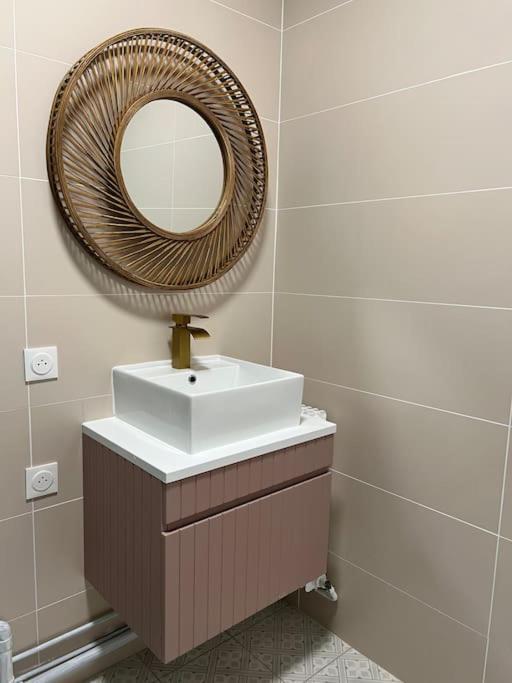 Luxe Studio Chic Aux Buttes-Aux-Cailles A 5Min Du Metro, Parking Prive Disponible Parigi Esterno foto